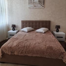 апартаменти квартира, hotel en Chortkiv