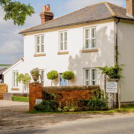 SmallBrook Cottage, hotel u gradu 'Broadway'
