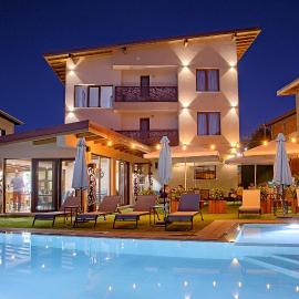 Guest house Wishmore, hotel v mestu Banya