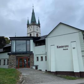 Kamrovec, hotell Tachovis