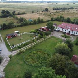 Babie Lato, hotel in Włodarka