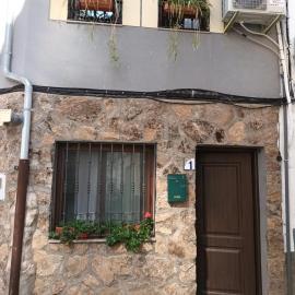 La Tijera, hotel din Candeleda