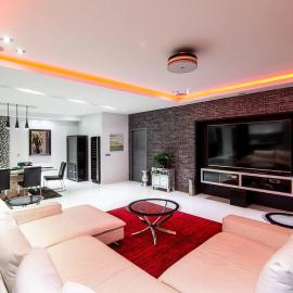Skyline Luxury 5 Star Condo