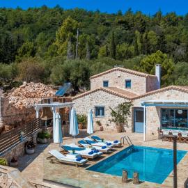 Villa Daniela - Private Pool and Serene Location, by ZanteWize