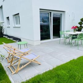 Ammersee Haus in Haus,wunderschöne Designerferienwohung mit Garten, hotel a Diessen am Ammersee