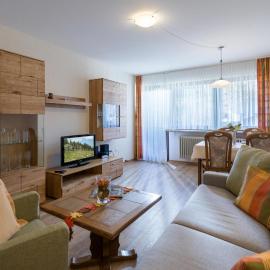 Ferienwohnanlage Oberaudorf C4 mit Hallenbad und Sauna, hotel a Oberaudorf