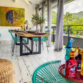 Acacia Secret, 3 min walk from Anse Marcel beach, on the Marina, hotel di Anse Marcel 