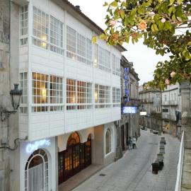 Hotel Eli-Mar، فندق في أغواردا