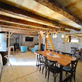 Rustic house Pojata, Hotel in Njeguši