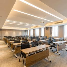 Atour Hotel Jiaxing Haiyan Haifeng Road, Hotel in Haiyan