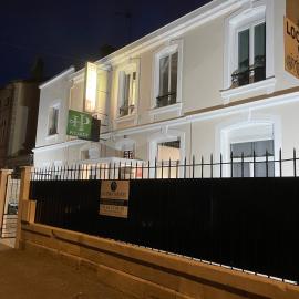 Hôtel Le Picardy, hotel v mestu Saint-Dizier