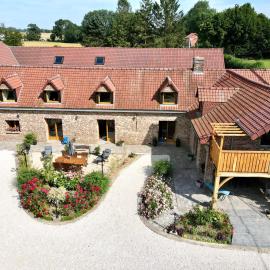 La Mésangeraie Gîte Chambres d'hôtes, hotel v destinaci Monts-en-Ternois