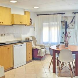 Apartament MACABEU CIM apartaments, hotel in Cornudella