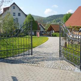 Landhotel Zur Pferdetränke, hotel en Schleid