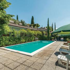 Paucca 2, hotel a San Valentino di Villa