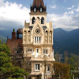 The Old England Manor, hotel in Ren'ai