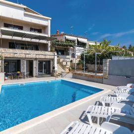 Stunning Home In Pula With Sauna