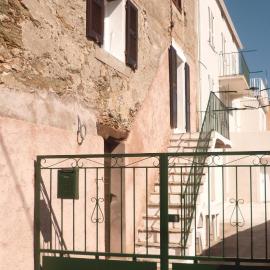 2 Bedroom Cozy Apartment In Pietranera, hotel in Pietranera
