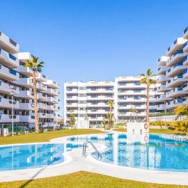Lovely Apartment In Los Arenales Del Sol