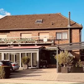 Hotel Haus Hubertus, hotel u gradu Elsdorf