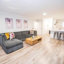 Plettenberg Bay Unit 2 Greenpoint Mews Apartment with Backup Power