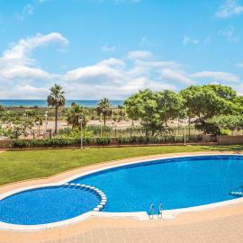2 Bedroom Beach Front Apartment In Cabanes