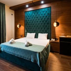 Hotel Zeleni Vir, хотел в Ниш
