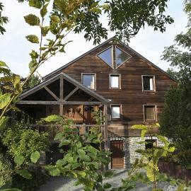 Saint-Hubert d'Ardenne, hotell sihtkohas Hatrival