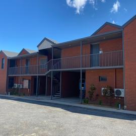 Railway Motel Myrtleford, hótel í Myrtleford