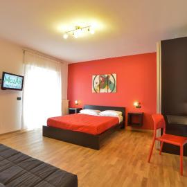MozÁrt Bed & Breakfast - Affittacamere, Hotel in Andria