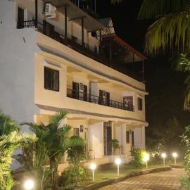 Wanderlust Retreat Bhandardara, отель в городе Rājur