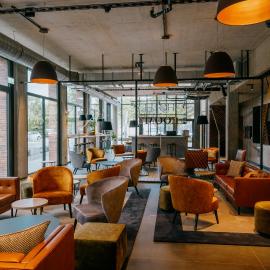 LOOM Hotel & Skybar, hotel em Eislingen
