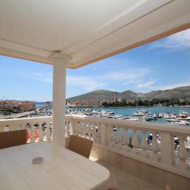 Hotel Trogir Palace, hotel di Trogir