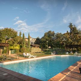 Agriturismo Sasso Rosso, hotel Capodacquában