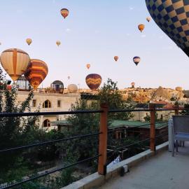 Falcon Cave Suites – hotel w Göreme
