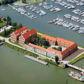 Viesnīca Hotel Oostereiland pilsētā Horna