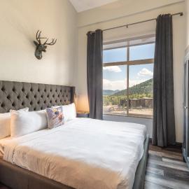 Westgate Park City Differentiated Modern Update Top Floor View Deluxe Studio