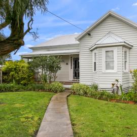 26 Church - Charming Cottage in Lakes Entrance