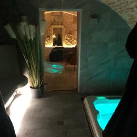 jaccuzi & spa des caves Stanislas, hotel en Nancy