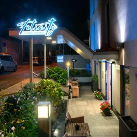 Felicity Garni Hotel โรงแรมในบราติสลาวา