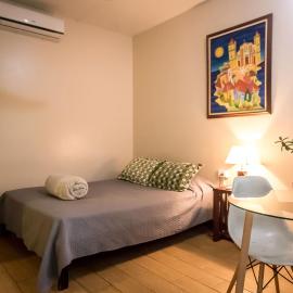 Terida Airport B&B, hotel u gradu 'Alajuela'