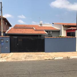 Casa Premiatto, hotel in Holambra