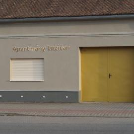 Studia Lužičan, Hotel in Lužice