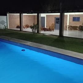 Cabañas El Kincho โรงแรมในAlbardón