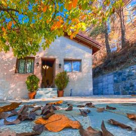 House de Fountas, hotel i Khandria