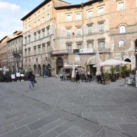 Monolocale su Corso Vannucci 2+2 โรงแรมในเปรูจา