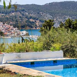 Villa Rodia with swimming pool on Skopelos Island