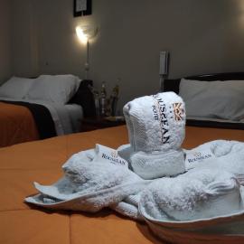 Hotel Roussean, hôtel à San Vicente de Cañete