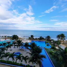 Departamento frente al mar, FONTAINE BLEAU, hotel en Tonsupa