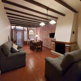 Casa Tòfol, hotel u gradu Catí